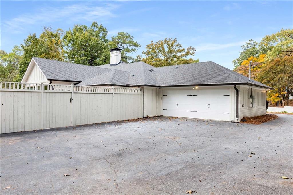 Fair Oaks Manor - Residential