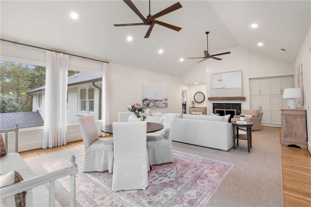 Fair Oaks Manor - Residential