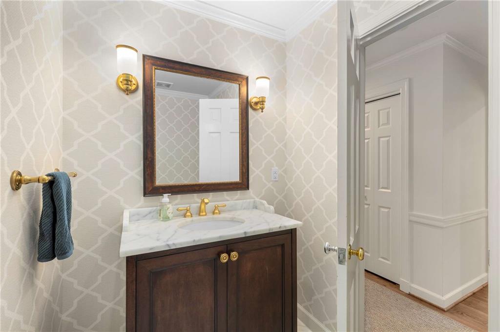 Fair Oaks Manor - Residential