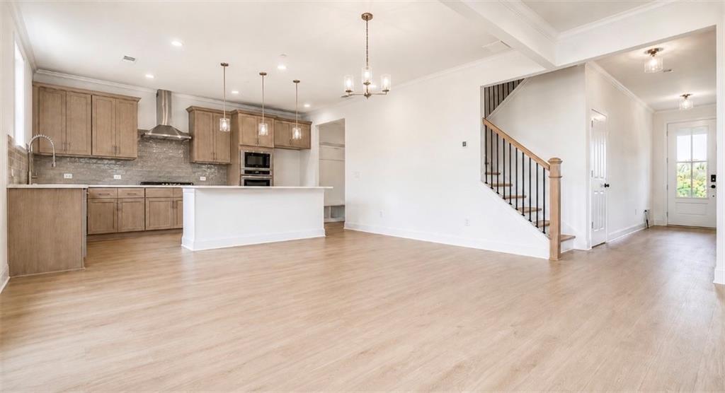 507 Grand Wehunt Drive