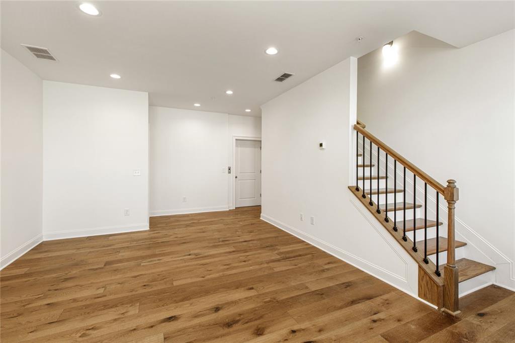 6790 Encore Boulevard, Sandy Springs, Georgia image 33