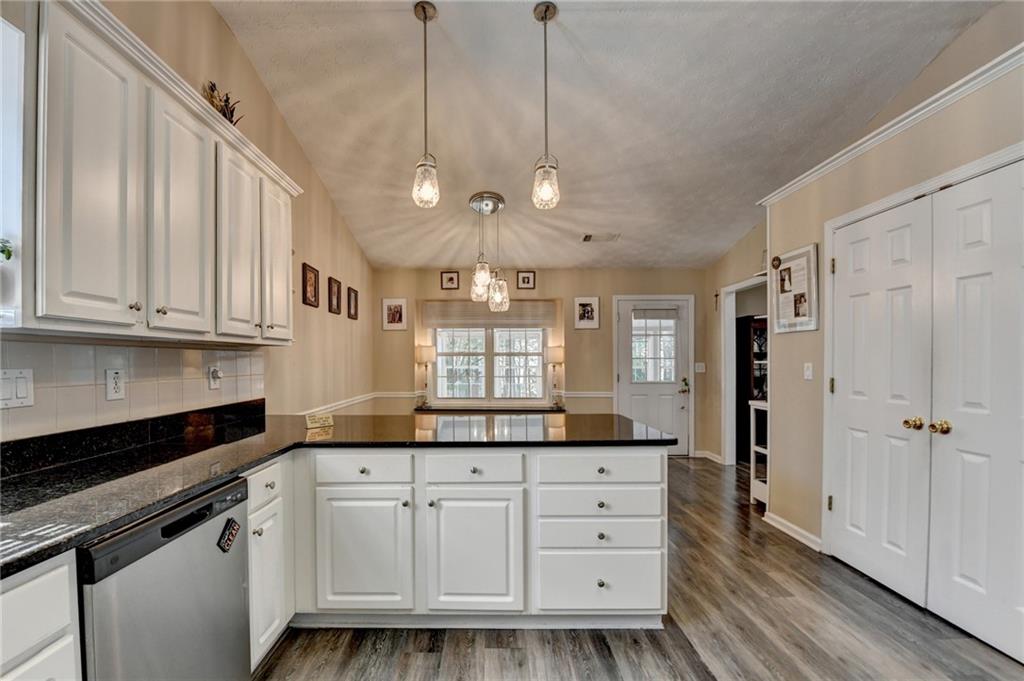 305 Morning Glen Drive, Suwanee, Georgia image 26