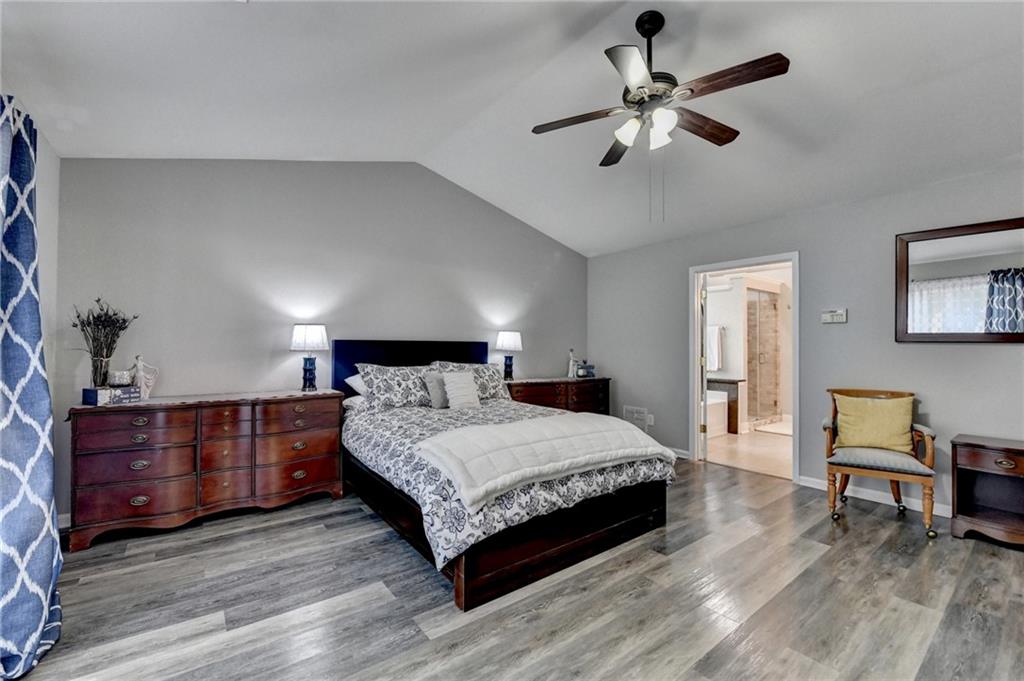 305 Morning Glen Drive, Suwanee, Georgia image 40