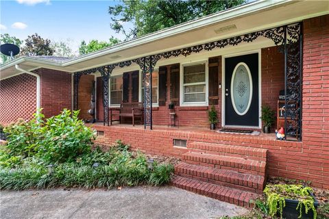 578 Dogwood Drive Lawrenceville GA 30046
