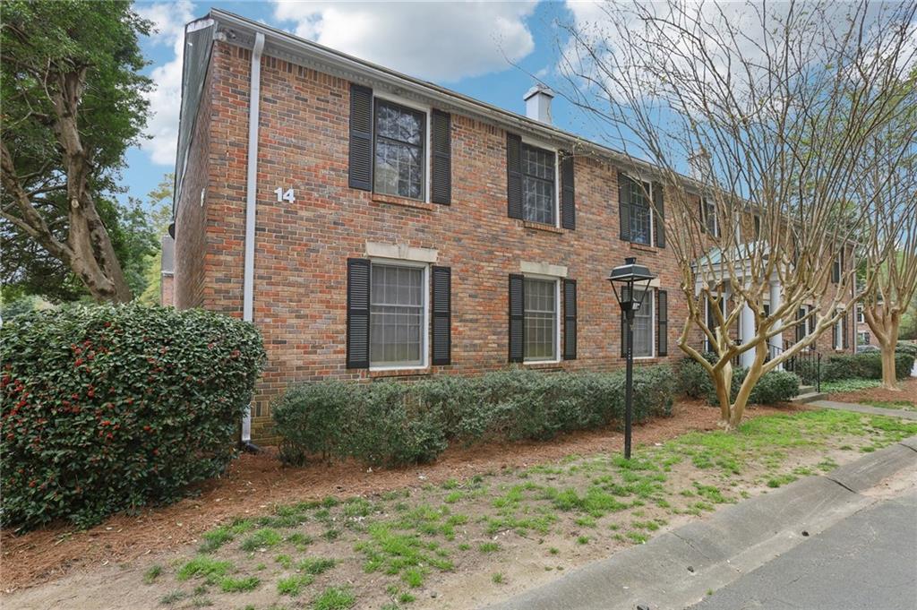 6700 ROSWELL Road 14C