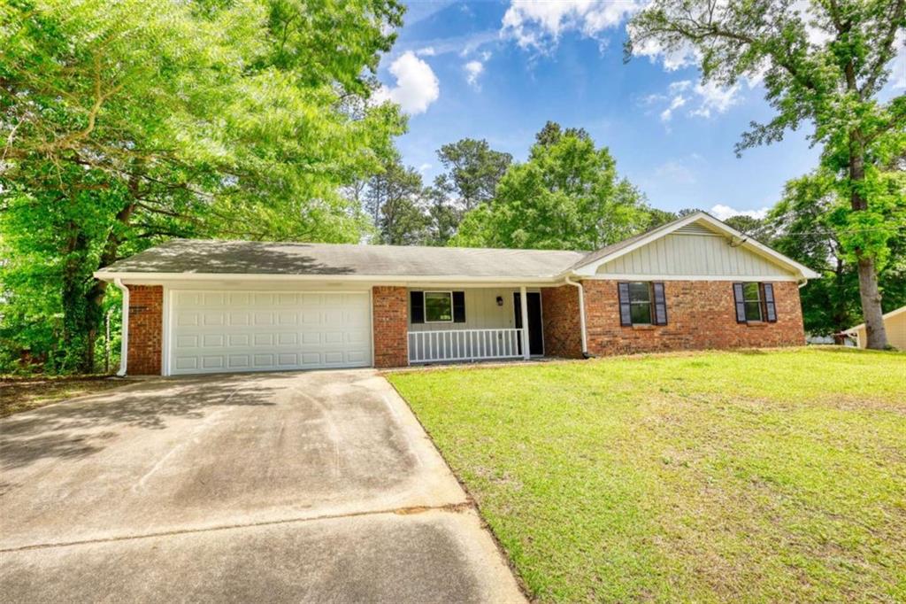 2931 Randolph Court, Conyers, Georgia image 2