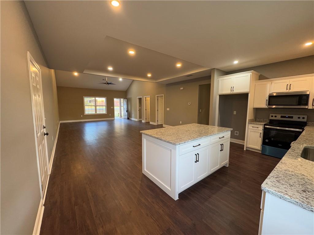 185 Lavista Drive, Calhoun, Georgia image 4