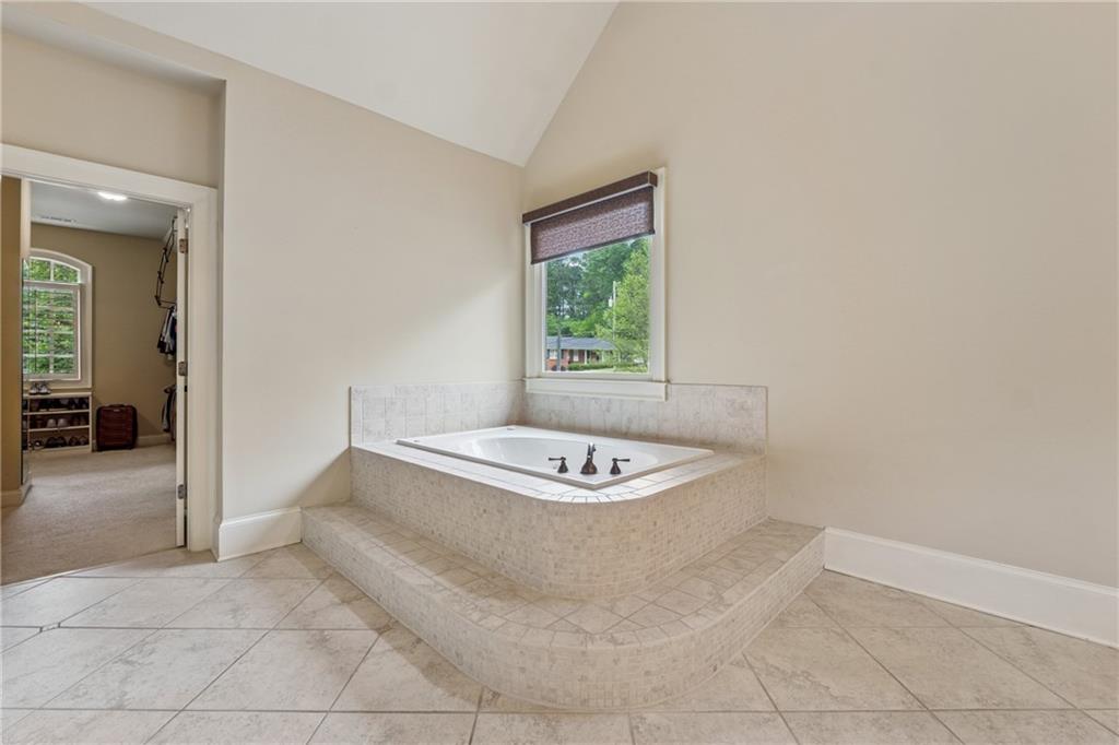 2551 Raintree Drive, Atlanta, Georgia image 38