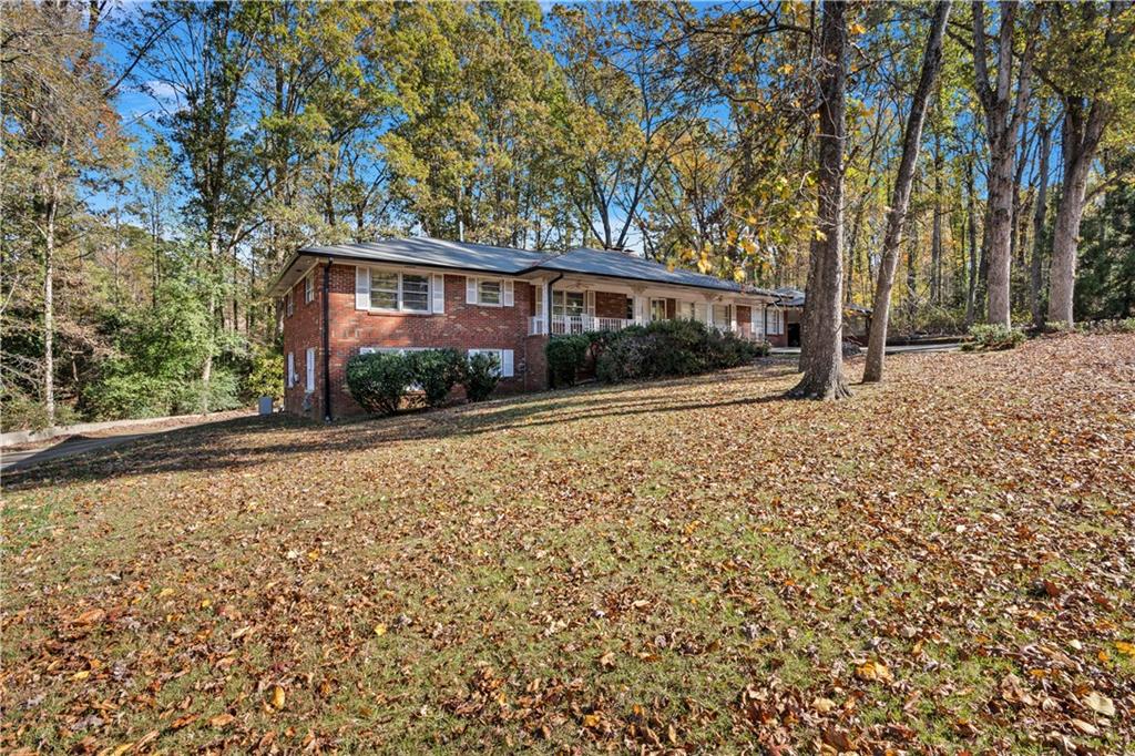 2228 Scenic Drive