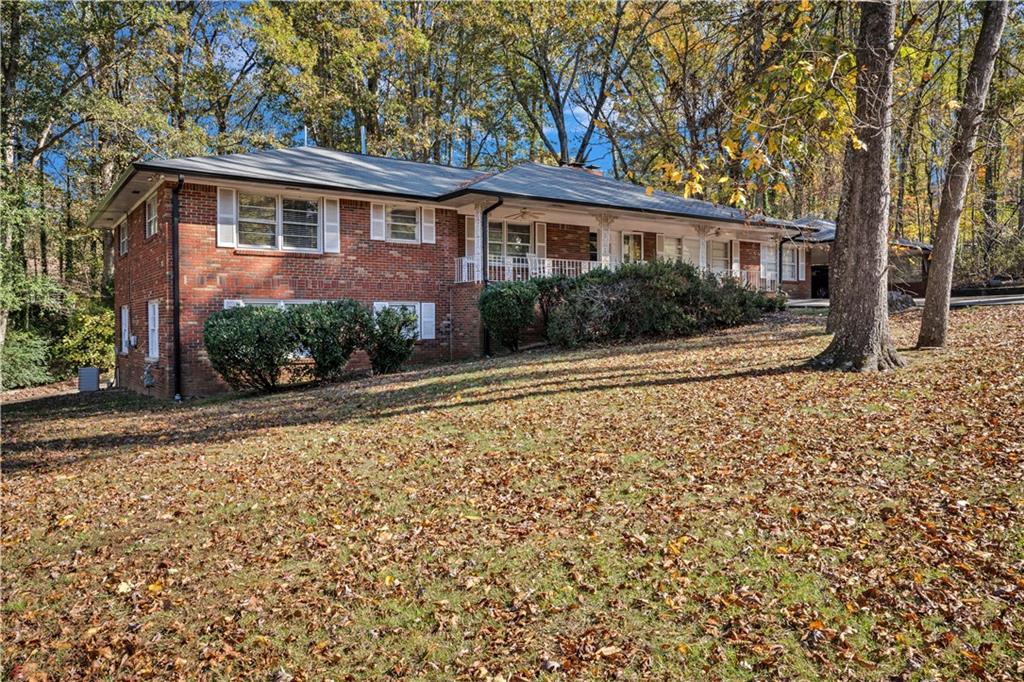 2228 Scenic Drive