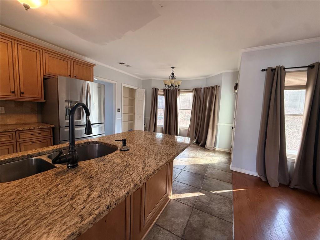 790 River Overlook Drive NW