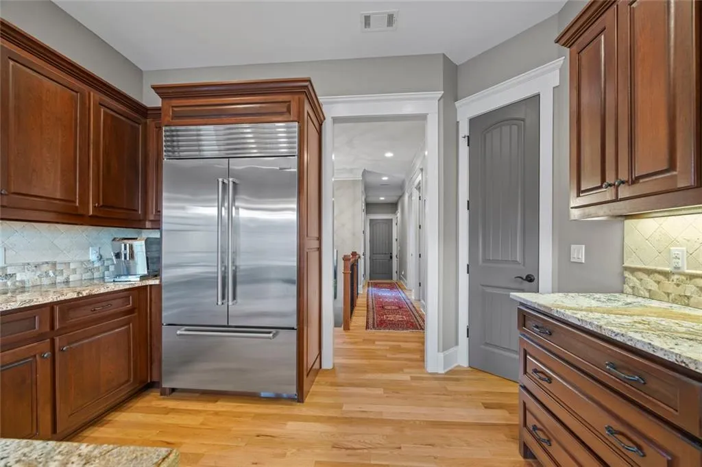 Toccoa, Georgia 30577, United States, 5 Bedrooms Bedrooms, ,4 BathroomsBathrooms,Residential,Active,254771