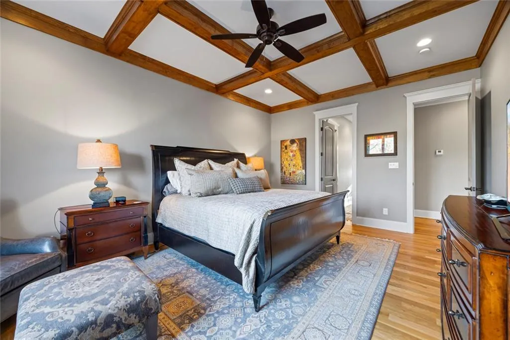 Toccoa, Georgia 30577, United States, 5 Bedrooms Bedrooms, ,4 BathroomsBathrooms,Residential,Active,254771