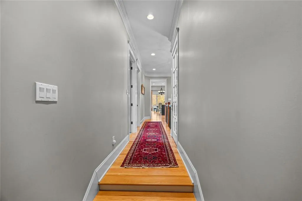 Toccoa, Georgia 30577, United States, 5 Bedrooms Bedrooms, ,4 BathroomsBathrooms,Residential,Active,254771