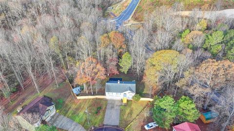 A home in Flowery Branch