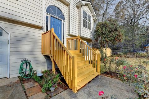 A home in Flowery Branch