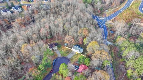 A home in Flowery Branch