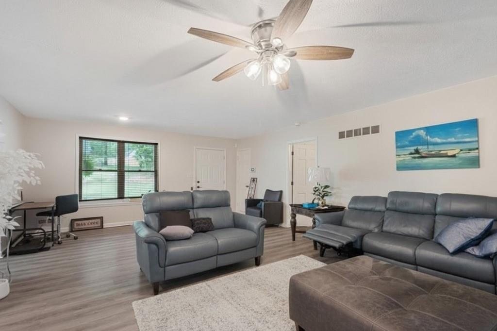 6372 Valley Dale Drive