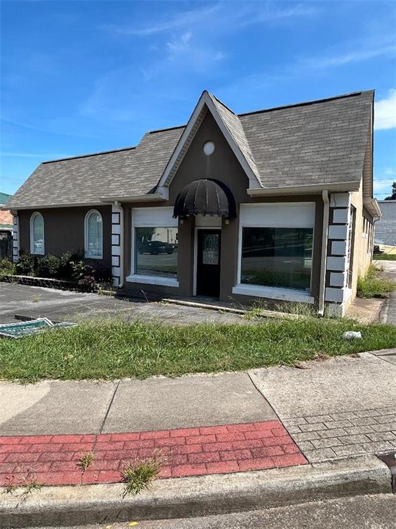 Great corner lot property with great potential for your business!