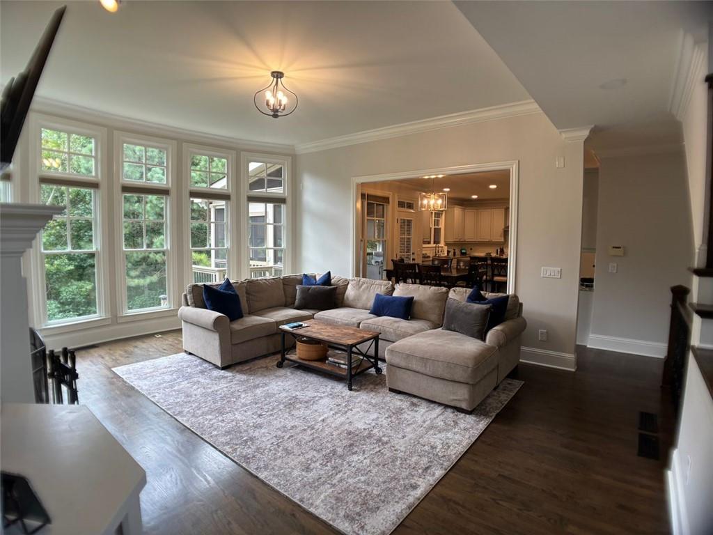 3240 Sydenham Court