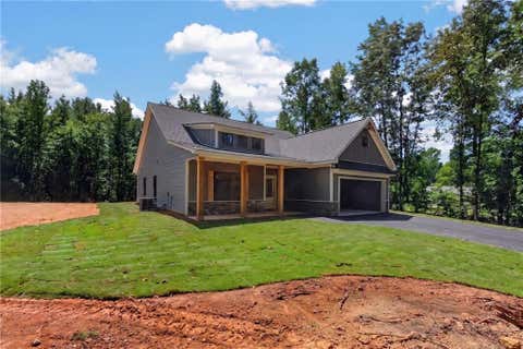 Homes For Sale - 457 Relay Road<br/> Silver Creek, GA 30173