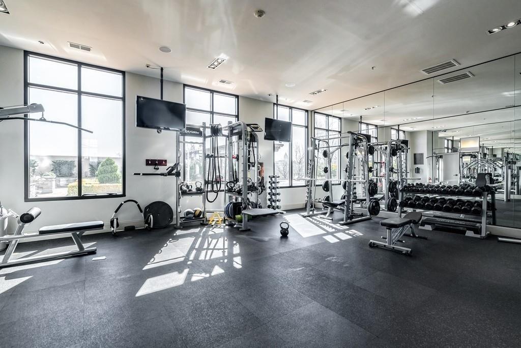 2277 Peachtree Road NE 408