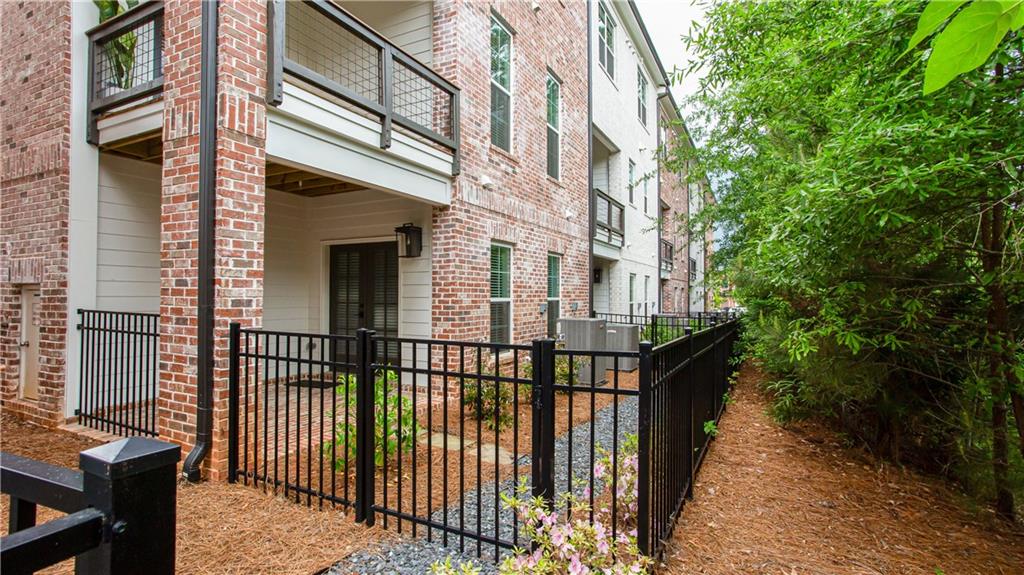 423 Burton Drive, Alpharetta, Georgia image 37
