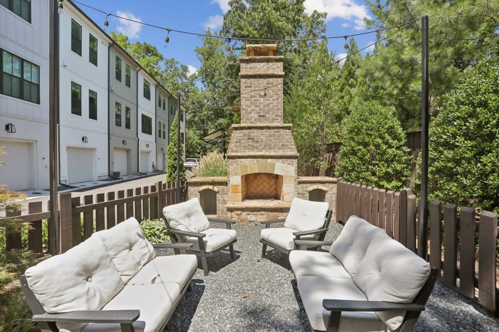 321 Dilbeck Circle, Atlanta, Georgia image 28