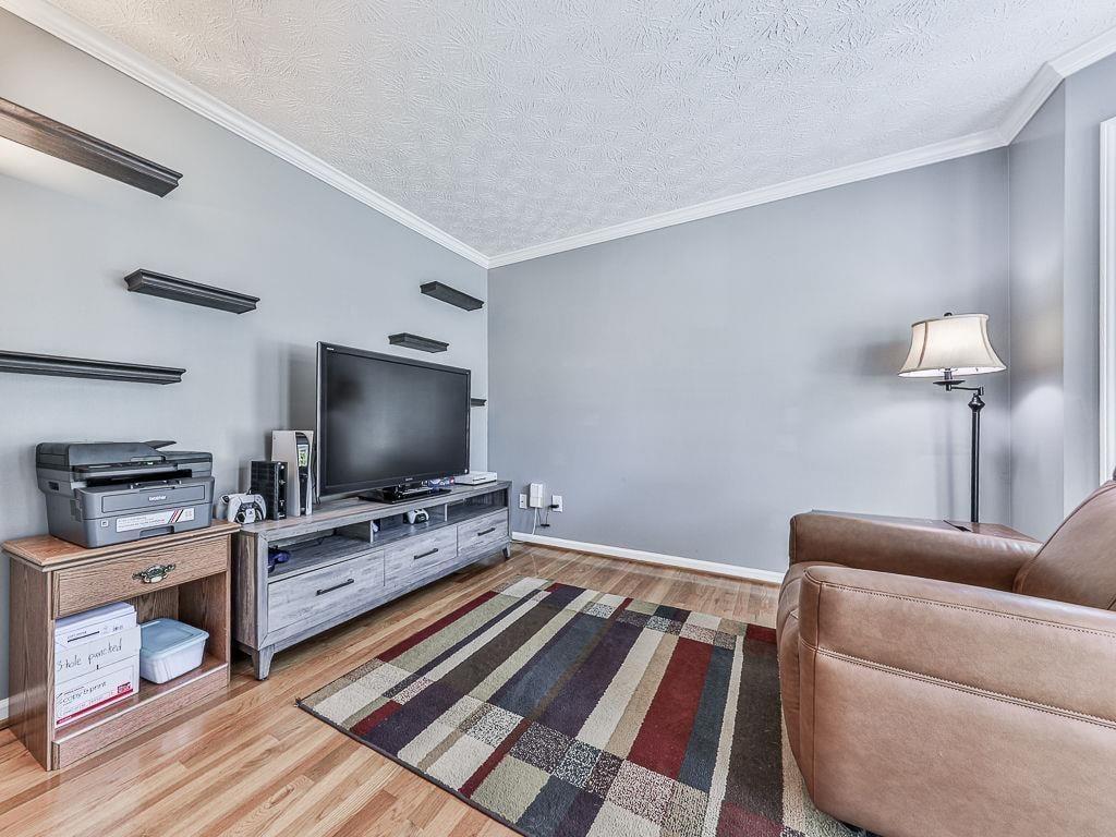 373 Yonah Circle