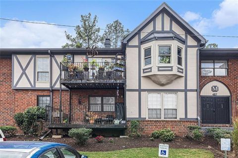 Photo of 6851 Roswell Road #M-5, Atlanta, GA 30328 (MLS # 7713803)