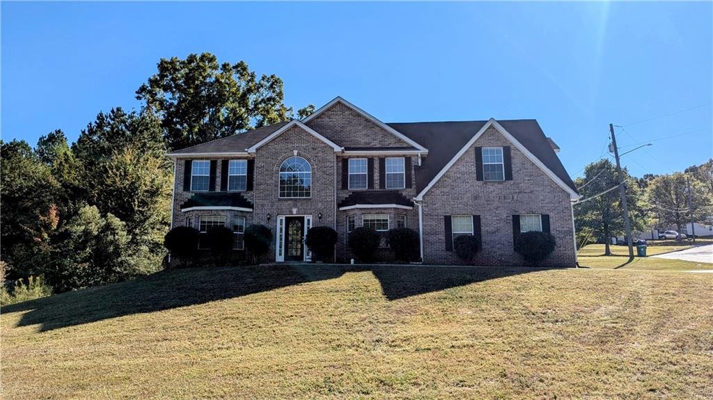 2033 Boulder Gate Drive, Ellenwood, Georgia image 1