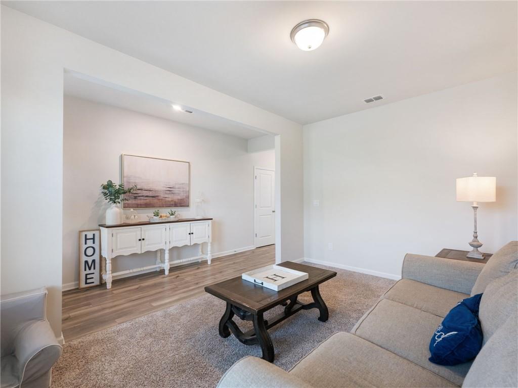 5876 HACKBERRY Lane