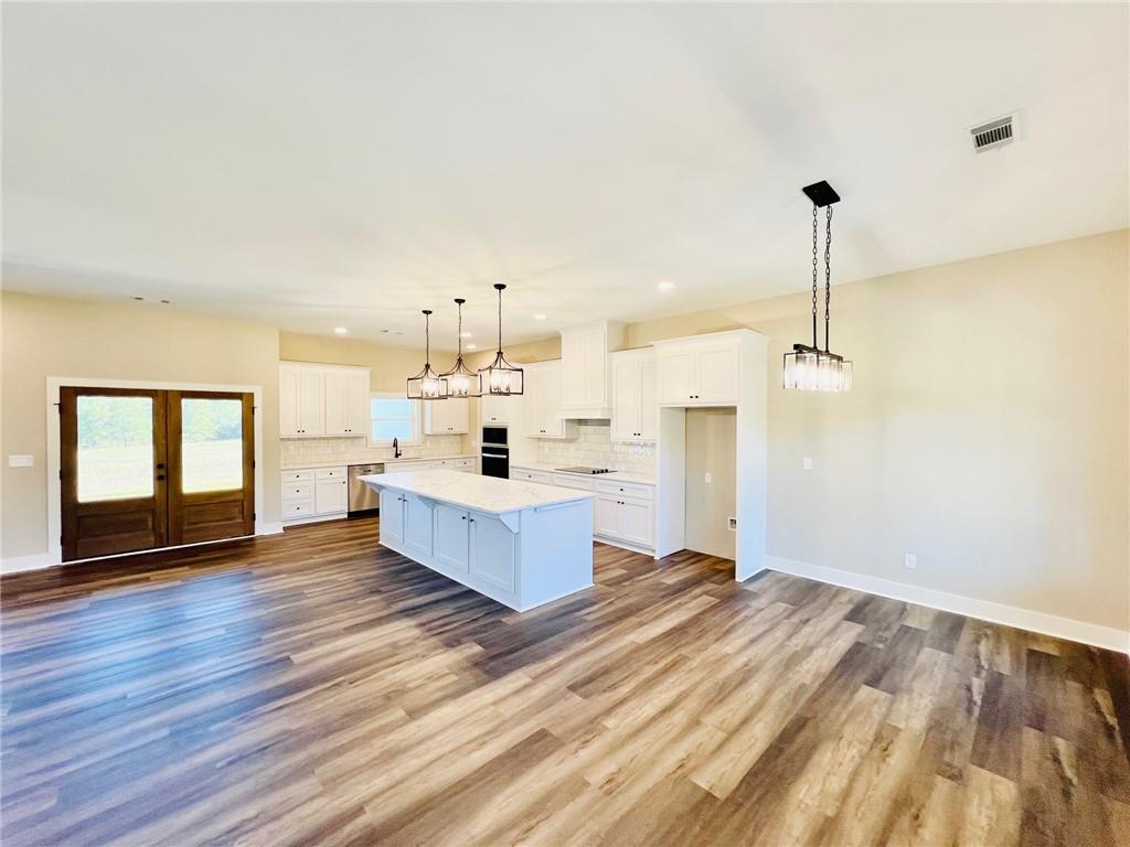 135 Daniel Ridge SW
