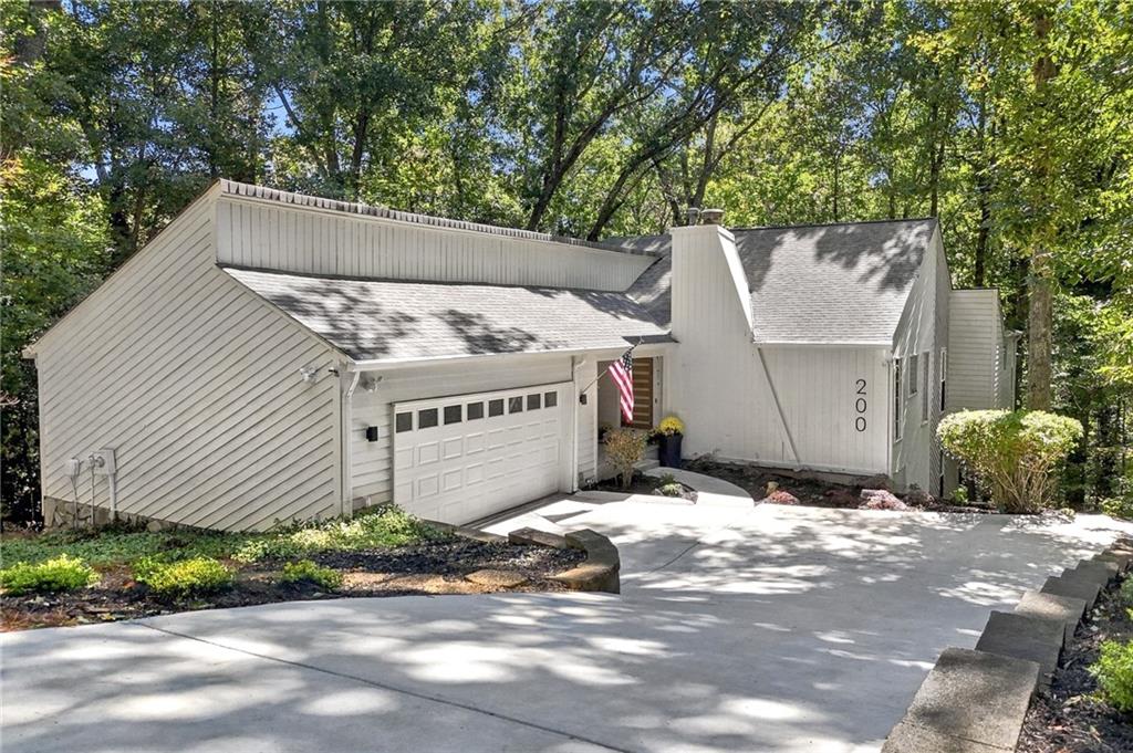 200 Pitch Lake Lane