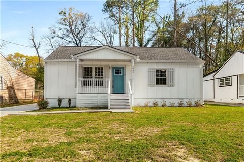 Single Family Residence in Atlanta GA 2041 North Avenue.jpg