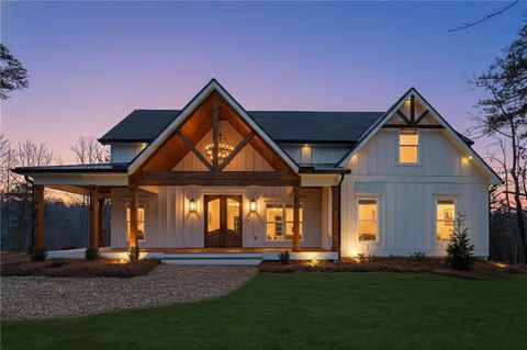 805 Captain Mcdonald Rd Dahlonega GA 30533