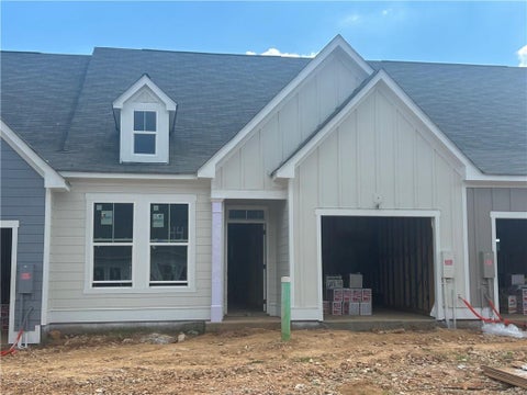 Townhouse For Sale - 106 Harmony Circle<br/> Cartersville, GA 30120
