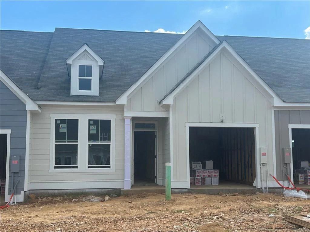 106 Harmony Circle