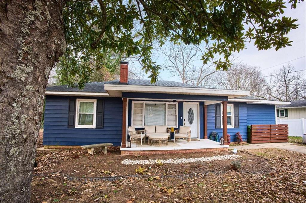 1037 S Madison Avenue S