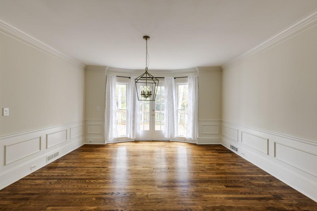 300 Cannady Court, Sandy Springs, Georgia image 11