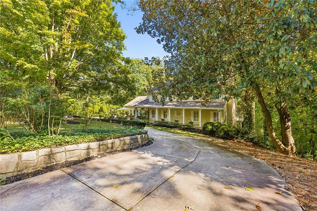 5075 Jett Forest Trail