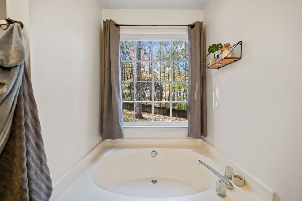 530 Brooksdale Drive, Woodstock, Georgia image 16