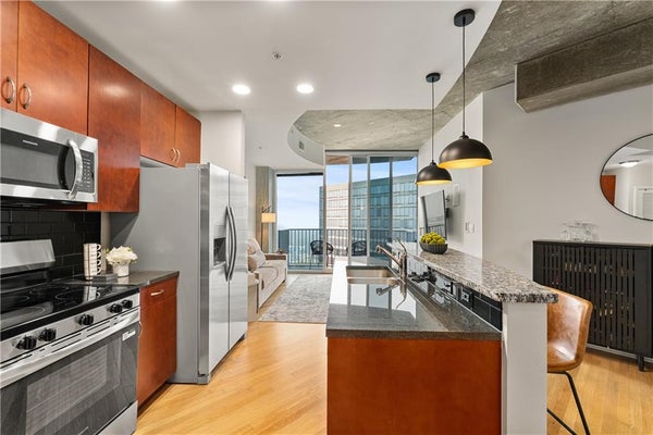 400 W PEACHTREE ST NW UNIT 3214, ATLANTA, GA 30308 - Image d1812c4fdfc11f8d42437b228096f331/2076400258