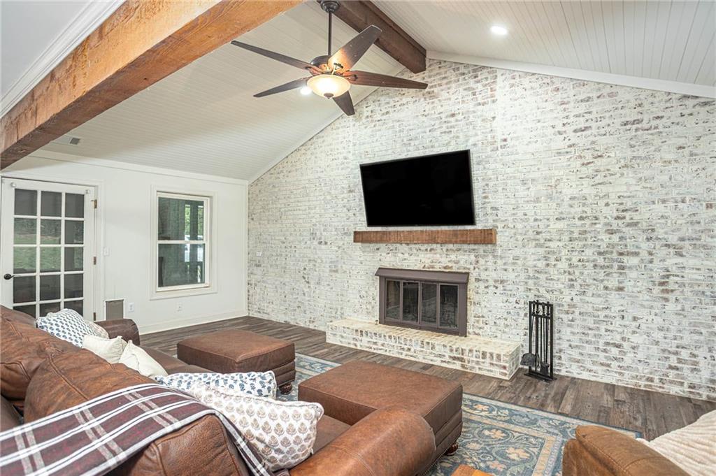 1776 Bear Cave SW