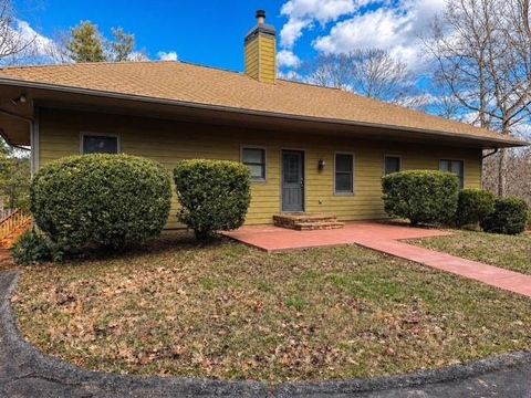 Homes For Sale - 37 Gold Ditch Road<br/> Cleveland, GA 30528