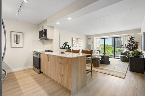 Condo For Sale - 2460 Peachtree Road #1111<br/> Atlanta, GA 30305