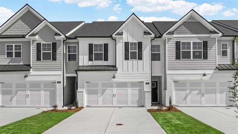 Townhouse For Sale - 236 Sound Circle<br/> Stockbridge, GA 30281