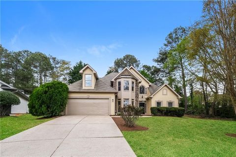 Homes For Sale - 566 Shadow Oaks Drive<br/> Dekalb County, Stone Mountain, GA 30087