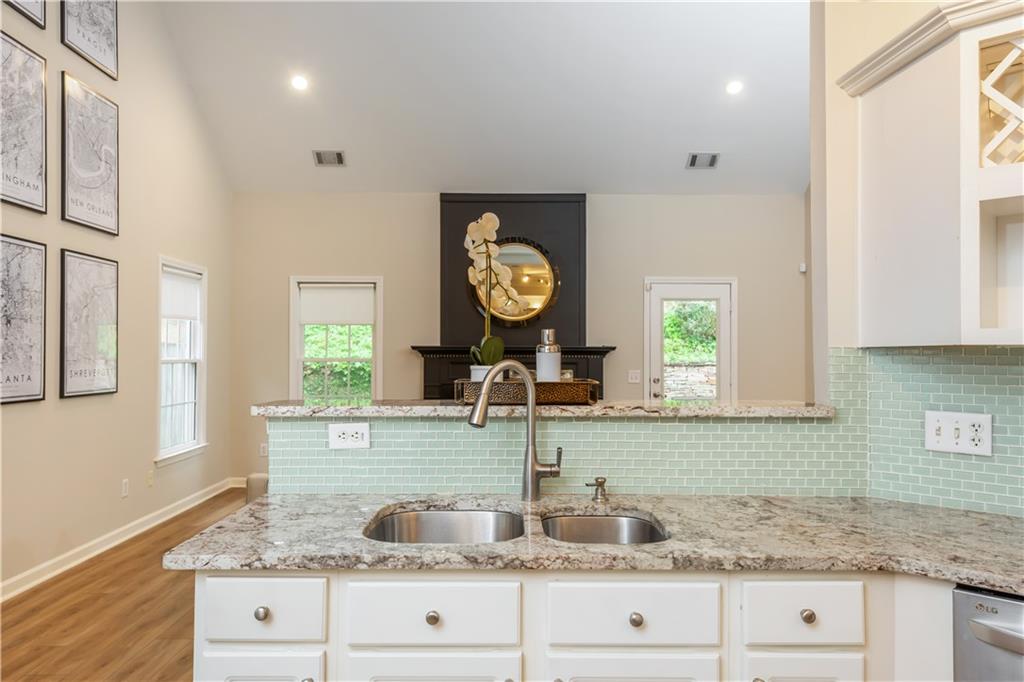 2918 Arbor Creek Lane, Atlanta, Georgia image 17
