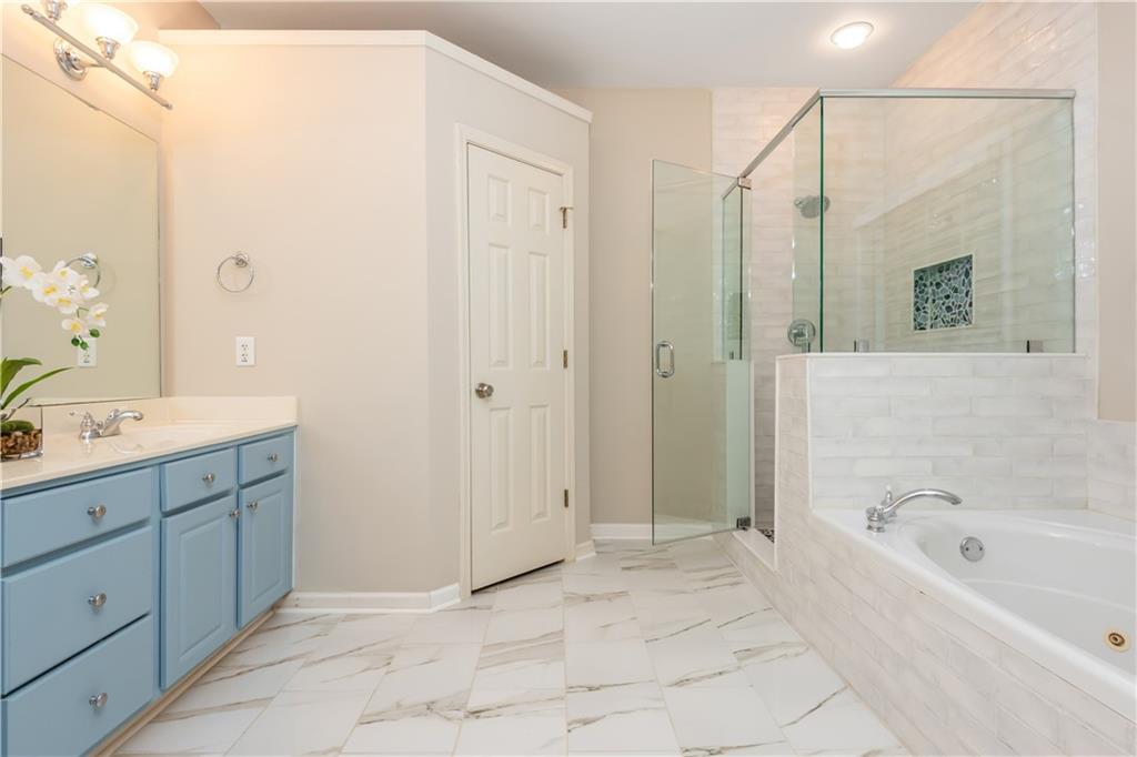 2918 Arbor Creek Lane, Atlanta, Georgia image 32